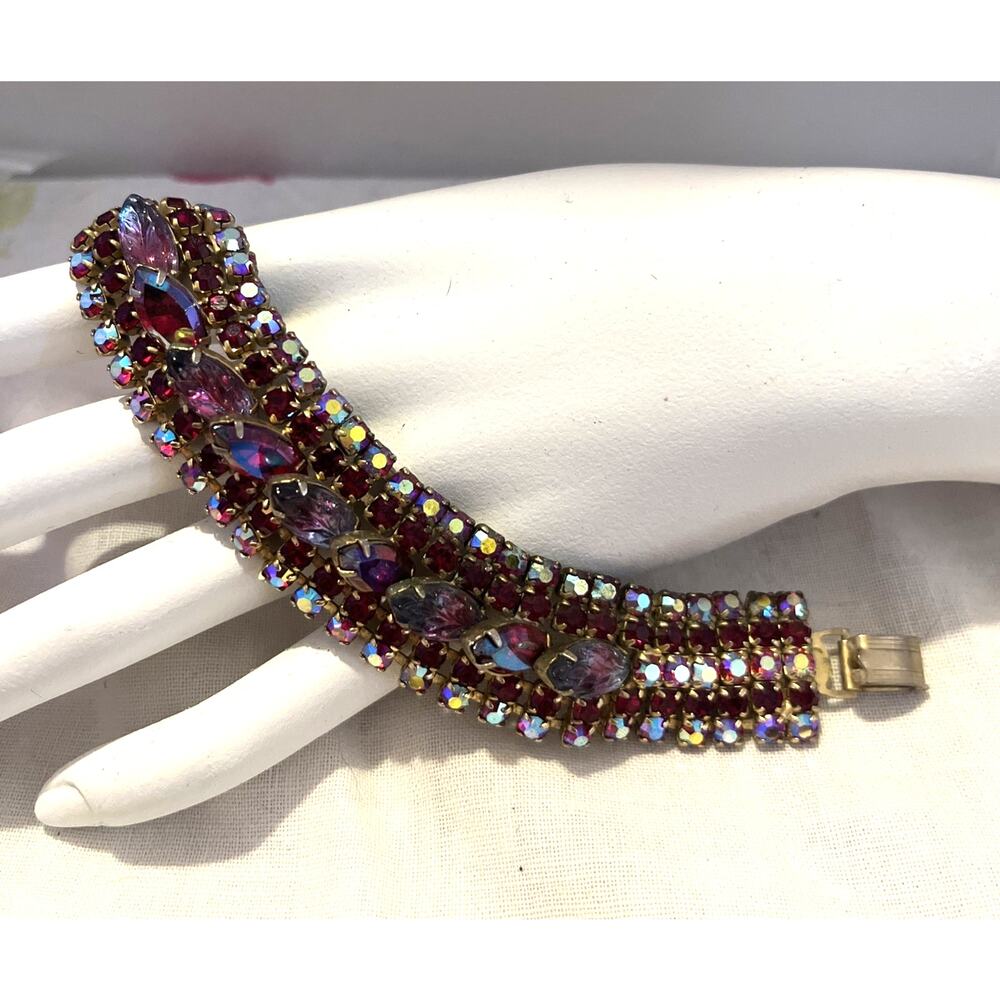 Red Aurora Borialis AB Bracelet with Special Effects Stones - WOWZA